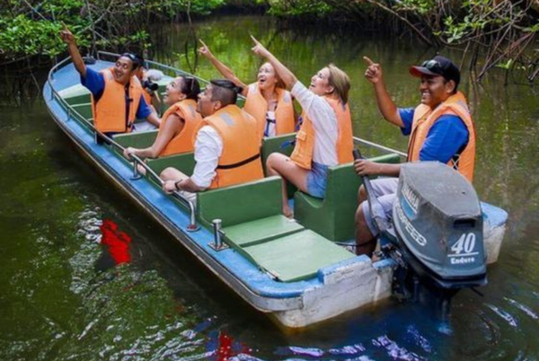 Muthurajawela Marsh Boat Ride